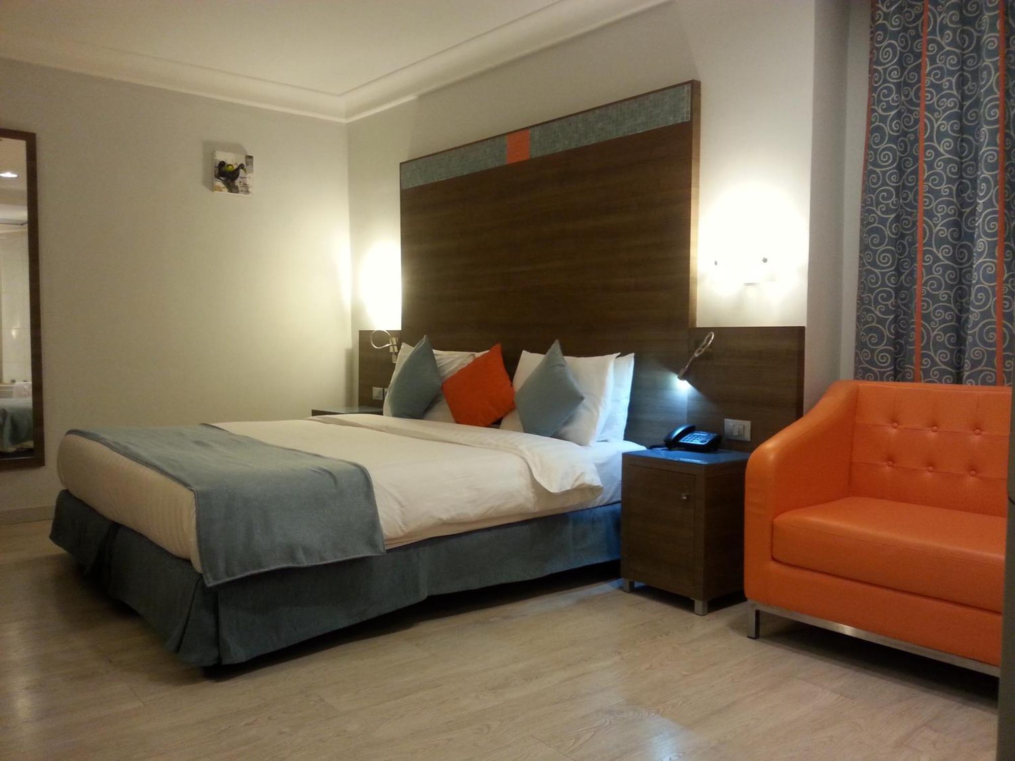Benin Royal Hotel Cotonou Szoba fotó