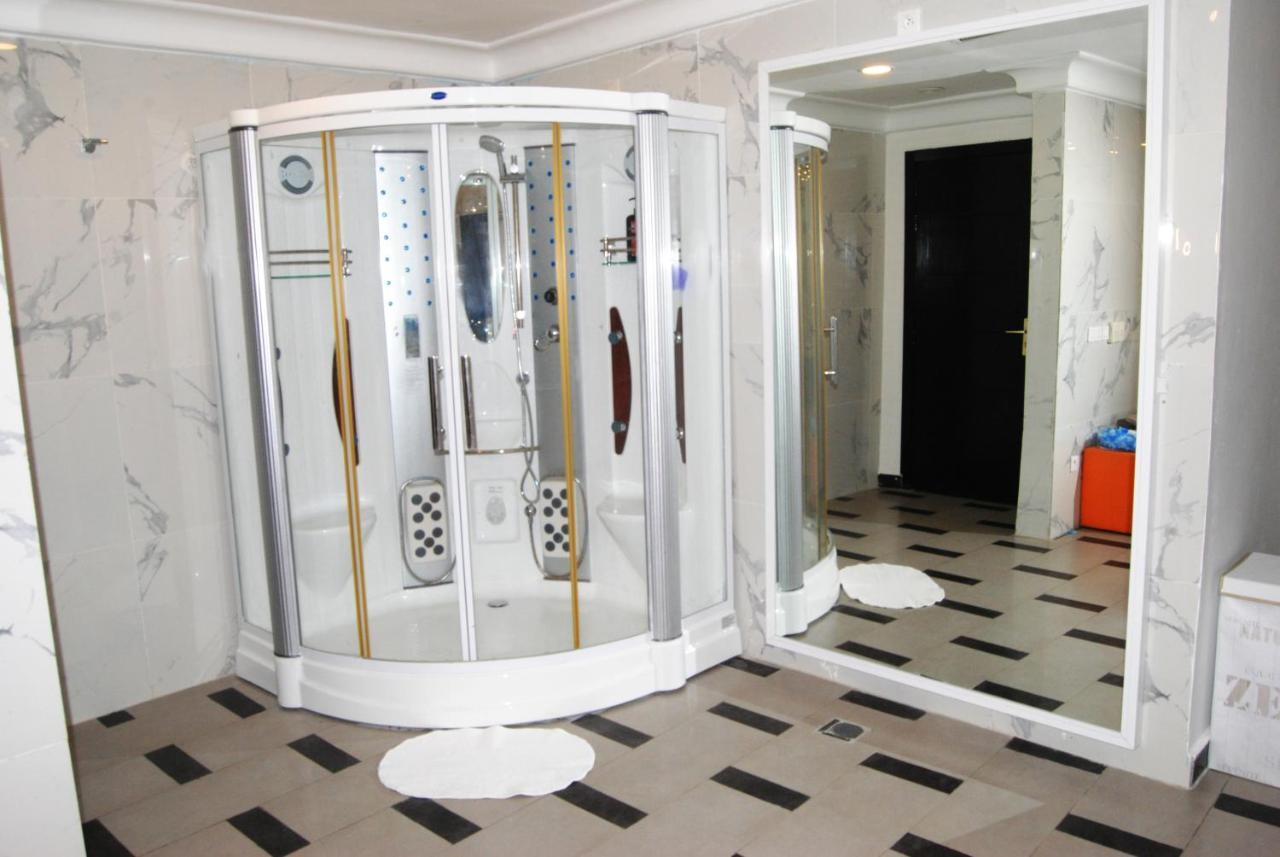 Benin Royal Hotel Cotonou Kültér fotó